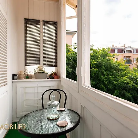 Le Premium - Parking Center